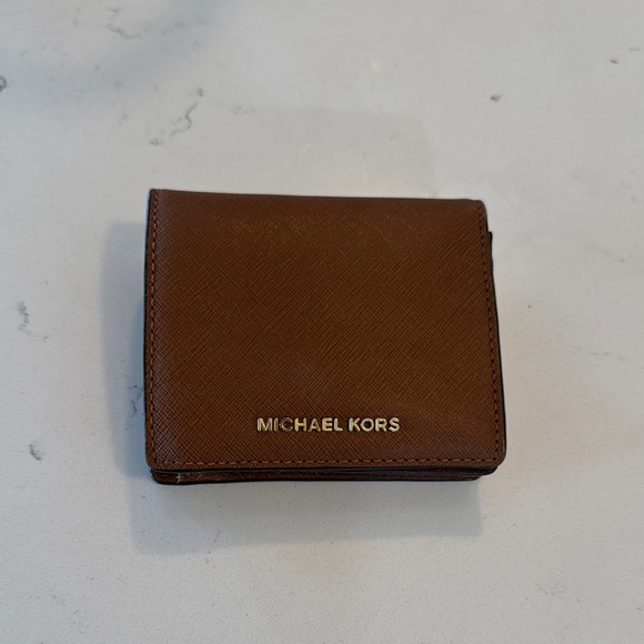 Michael Kors Brown Leather Wallet with Subtle Grain Texture - Picture 1 of 6